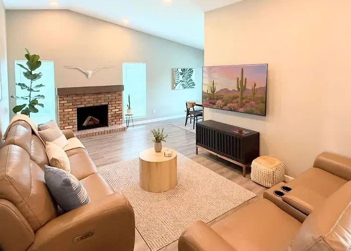Retreat Family Pool Fire Pit Golf * Phoenix