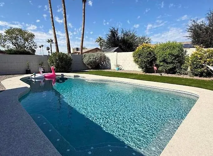 Retreat Family Pool Fire Pit Golf Phoenix
